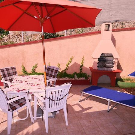 Apartman Nelamore - Krk Town, 300 Meters To The Beach Exterior photo